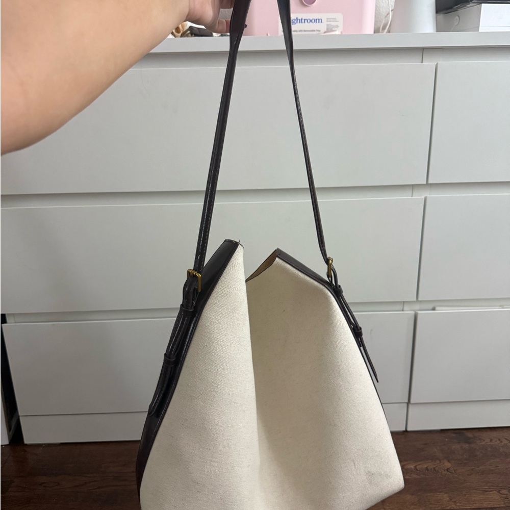 Elegant White and Black Women's Tote Bag
